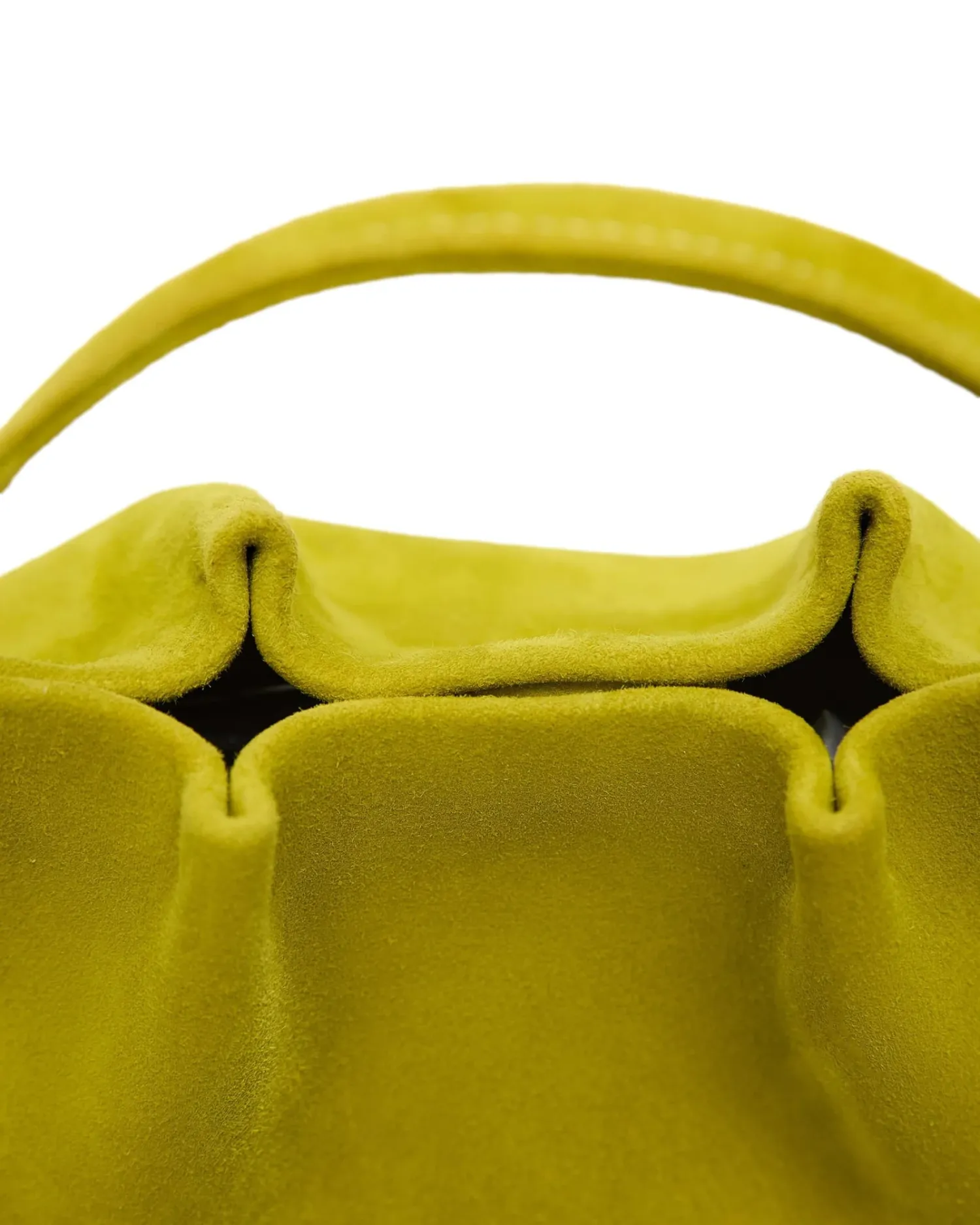 /uploads/Poelle_The_Coat0069_clipped_rev_1_a853d78042.webp