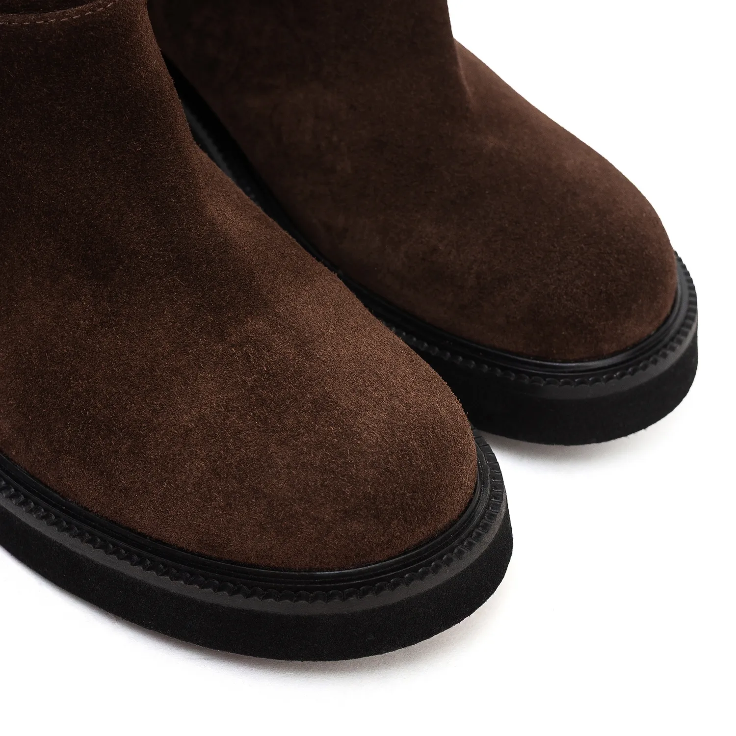 /uploads/Tilia_Brown_3_840567118f.jpg_