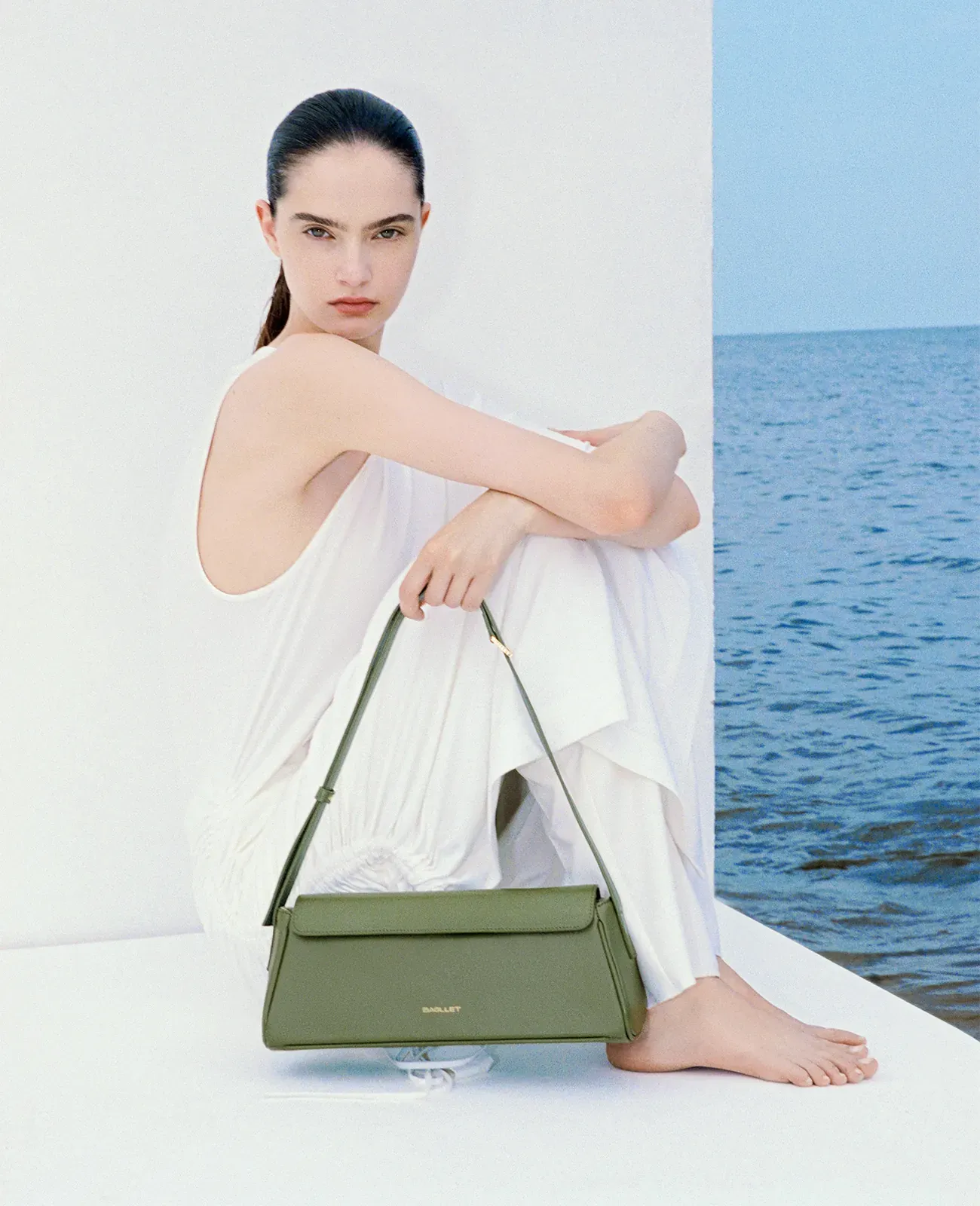 /uploads/bg211_resort_16_jpg_a4860e8d38.webp