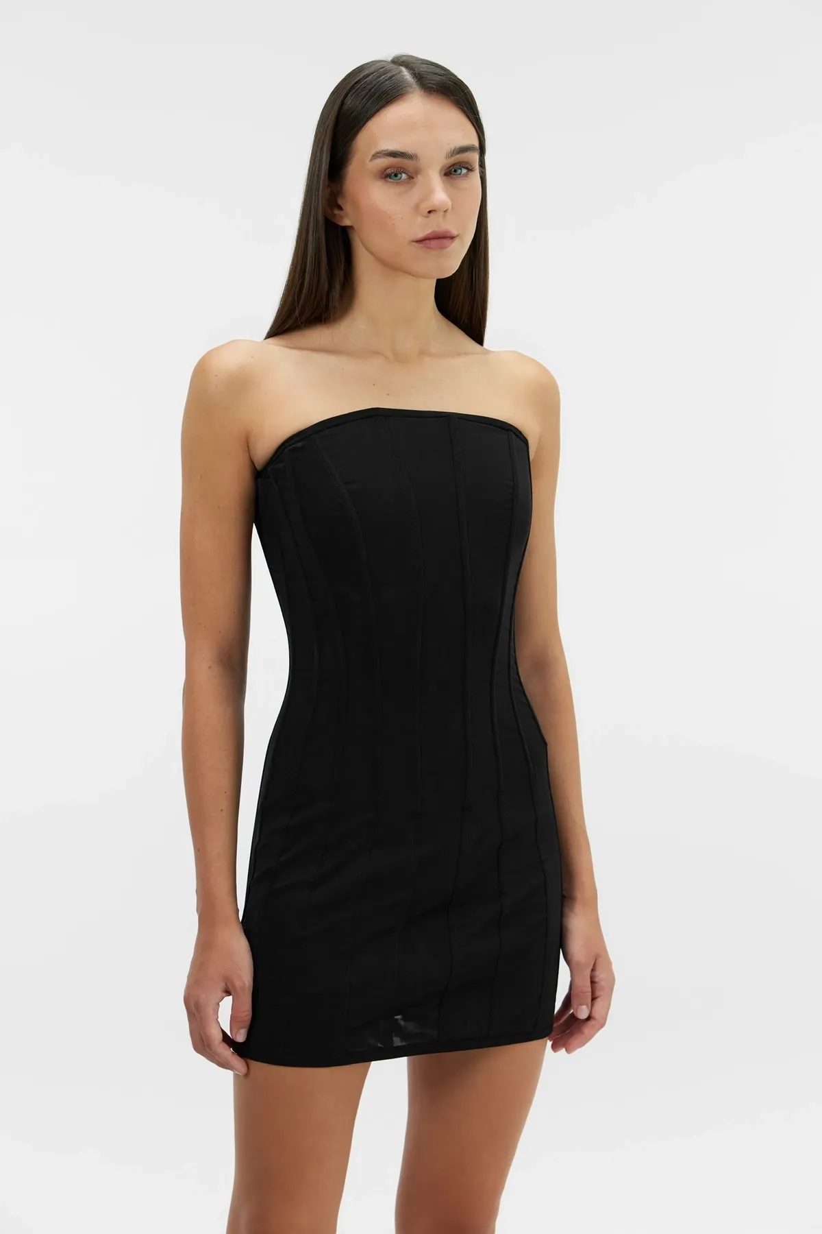 /uploads/corset_dress_front_15617bbde2.webp