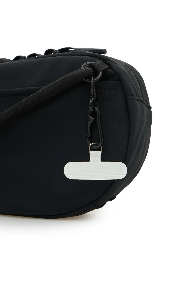 /uploads/crossbody_bag_cloud_black_5_1200x1200_879bab7a76.jpg