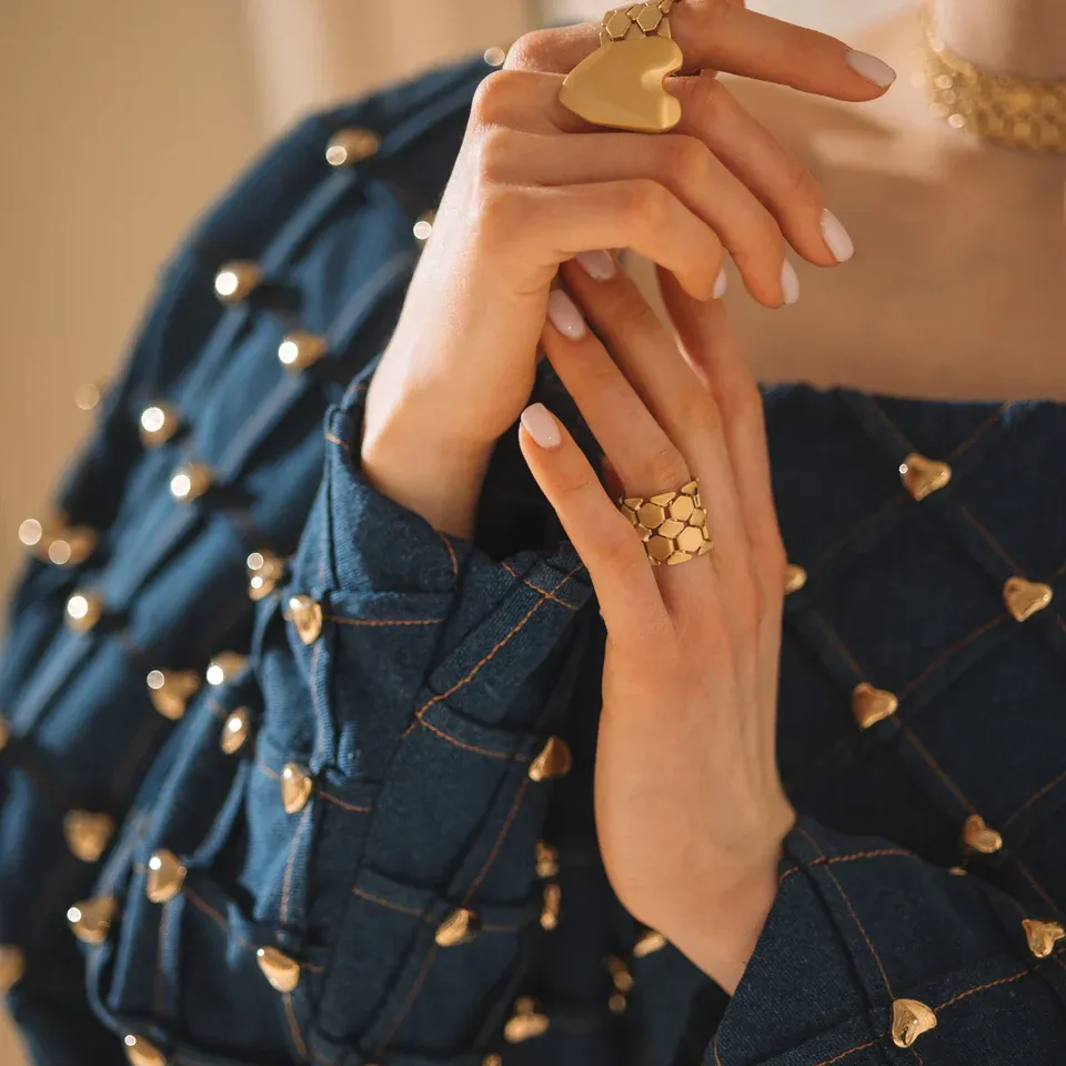 /uploads/guranda_149_960x960_crop_center_4343911271.webp