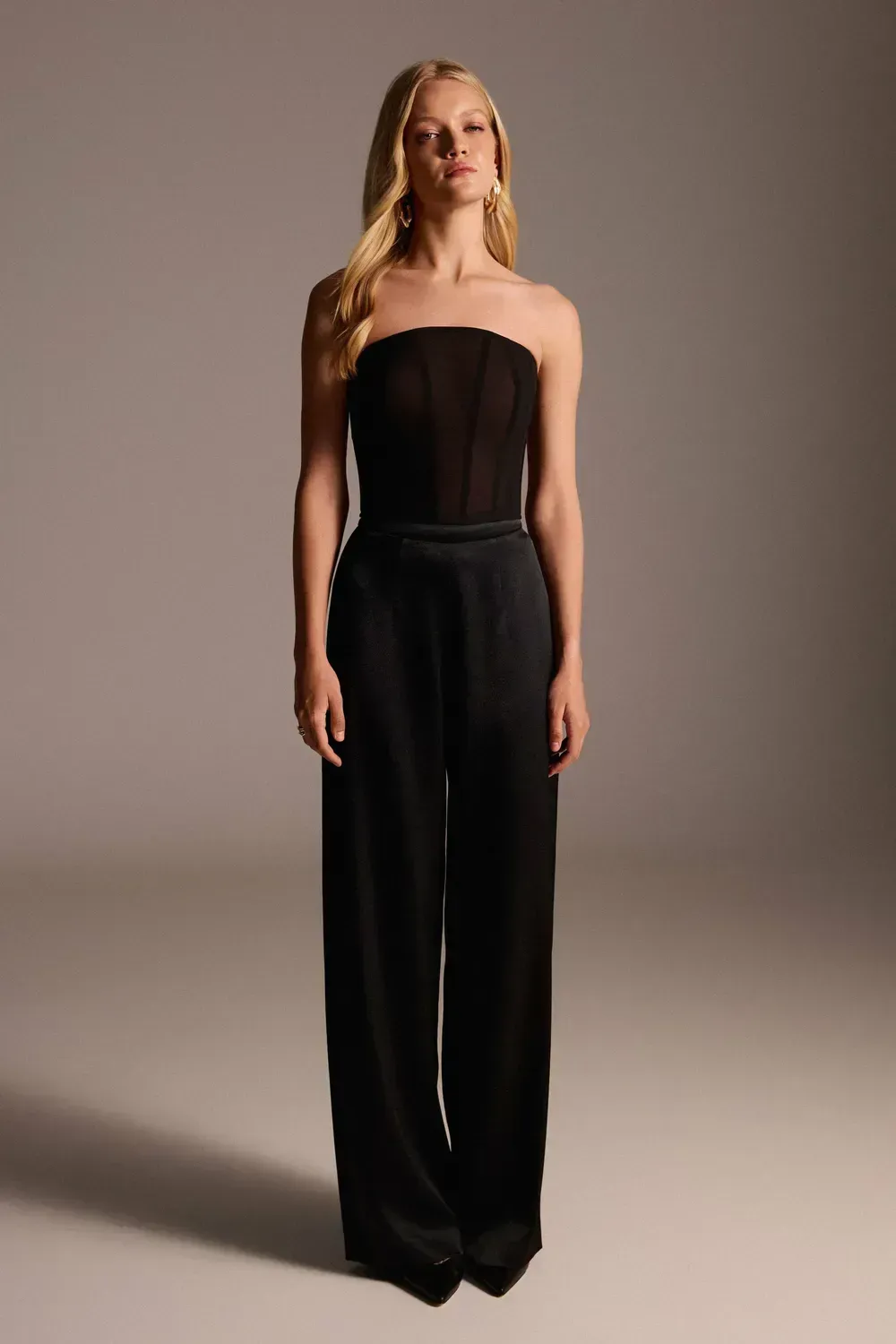 /uploads/korset_second_skin_50238451311342_0f3a6e8829.webp