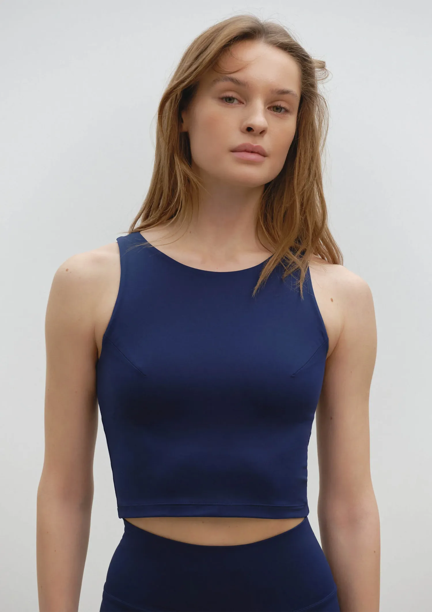 /uploads/navy_2_opt_635f5f233d.webp