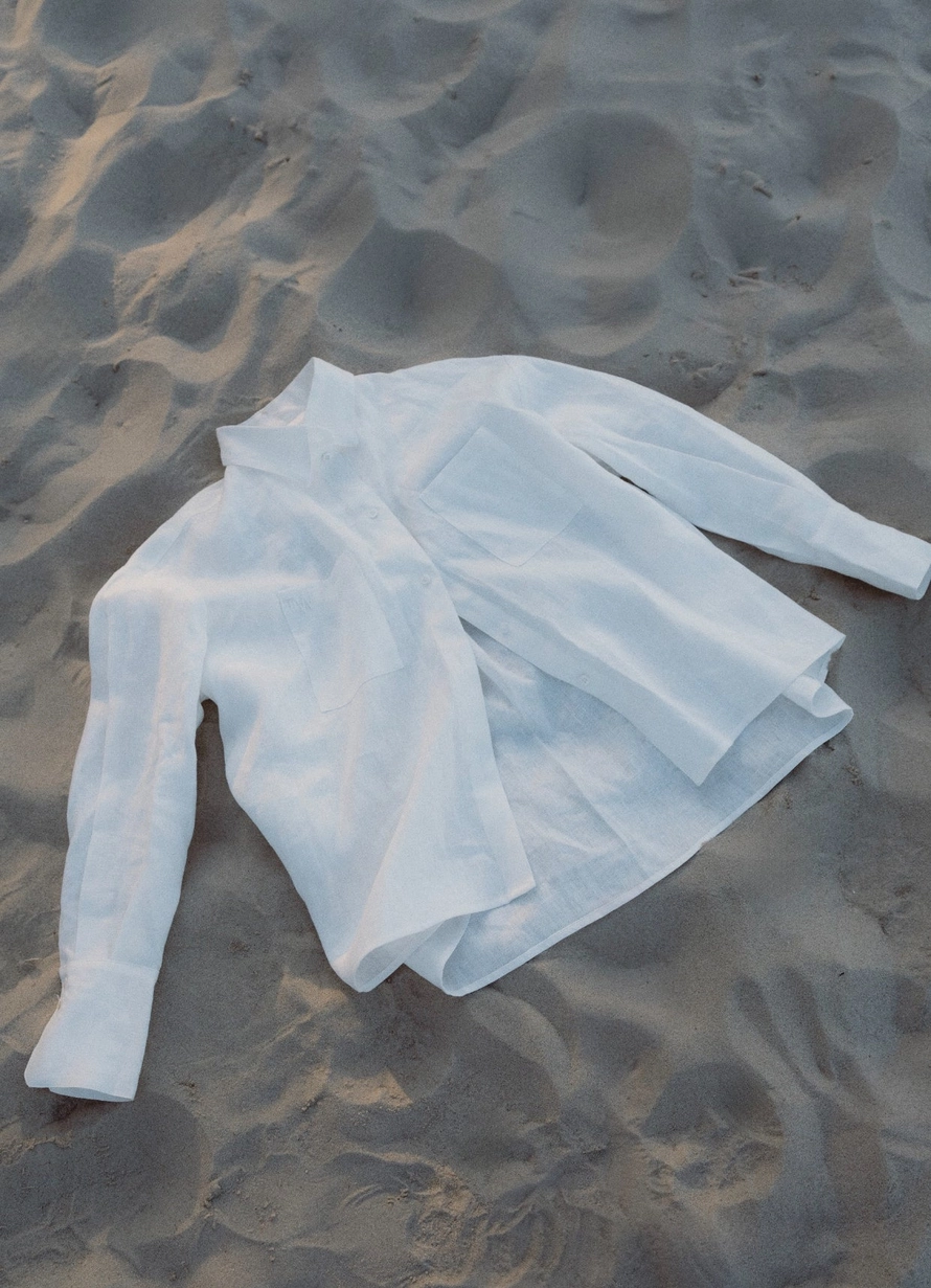 Льняна сорочка з кишенями product image