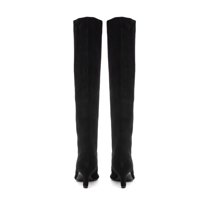 /uploads/Tracy_Black_6_a5cdca55ee.jpg_